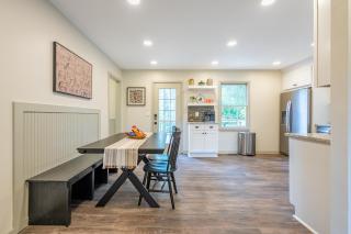 Spacious 3BR Getaway in Scenic Rydal - 9
