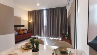 Eshue Designer Suites Majestic Residence - 7