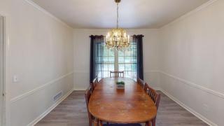 Enjoy This Roomy Cabin Style 5BR With A Pool Table - 4