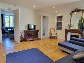 VILLA ILIXON - Appartements privés proche du centre de Luchon, parking, billard, jardin - 8