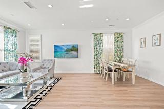 Stylish 3BR Irvine Oasis Family Friendly w Garage - 6