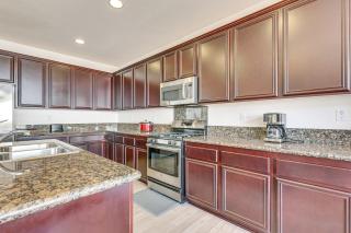 Large Menifee Home 1 Block to Neighborhood Park! - 2