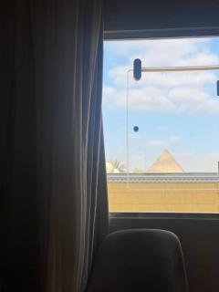 La Pyramids otel - 5