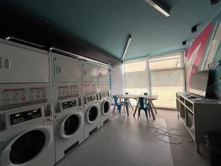 Moderno depto para 2, junto a metro plaza Egaña - 8