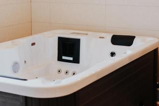Jacuzzi-2 sauna-wine cellar-Rechnerschieber - 3