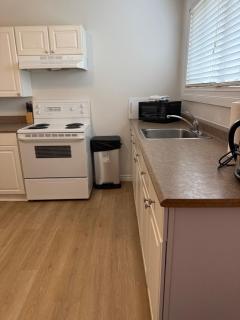 Airport Manor Unit 2, 2 Bedroom Apartment - 3