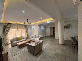 TRENDY RESIDENCE - Luxury Serviced Apartments in Bastos - 3
