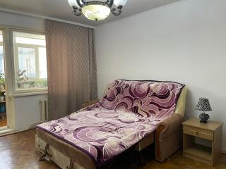 Rooms in Guest Apartment, Комнаты в Гостевой Квартире на Чеканах - 0