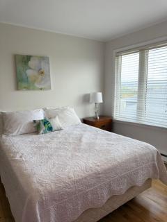 Airport Manor Unit 4, 2 Bedroom Apartment - 2