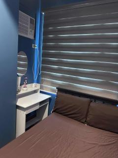 Phebs 2bedroom with pool view in the heart of Makati - 7