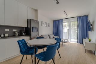 Popiełuszki 2 Apartment by Solarento - 8