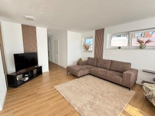 Luxury Apartment 4 bedrooms Self check in out - 1