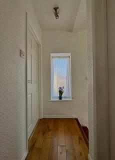 Cosy 3 Bed Home in Scenic Denham with Quick Heathrow & London Links - 3