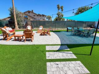 Oasis Haven: Poolside Paradise - 9
