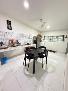 Nusyas Homestay Budget Kota Bharu 3 Room 2 Bathroom - 8