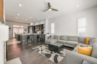 Close to Golf Courses! Home with Pool in Palm Desert - 7