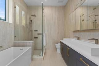 New Lux House on Vancouver West - 3
