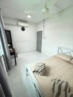 Nusyas Homestay Budget Kota Bharu 3 Room 2 Bathroom - 6