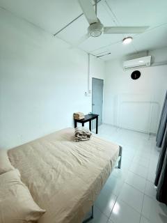 Nusyas Homestay Budget Kota Bharu 3 Room 2 Bathroom - 1
