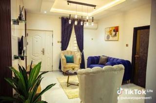 U I Luxury Apartment - 3