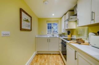 Coronation Cottage - 8