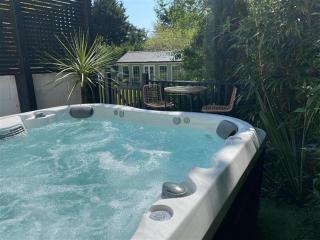 The White House - Worthing - 9