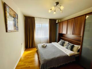 Самал в Золотом квадрате 3 комнатная стильная в центре - 2