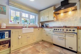 Valentine Cottage - 5