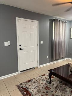 The Royal Retreat 3 Br Getaway - 6