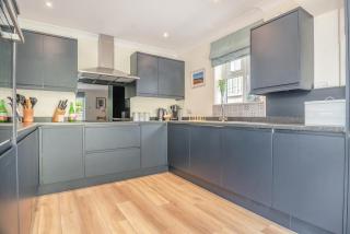 Barnaby Lodge - 6