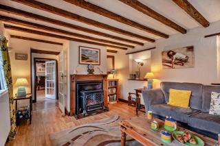 Pitts Cottage - 8