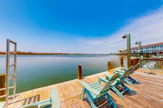 Lakeshore Villa #21 - 4