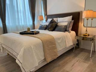 Bentley Commons Fallsview - Luxury 4 Bedroom 4 Bath Townhouse - 9