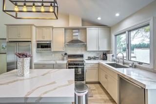 Luxury Scottsdale Vacation Rental with Patio! - 1