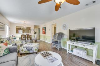 Breezy PCB Vacation Rental with Lanai, Walk to Ocean - 7
