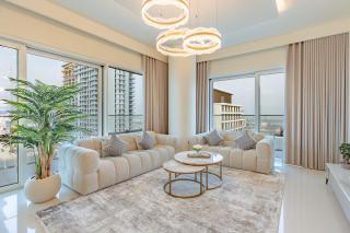 Elegant 2BR with Sea View & Direct Beach Access - 9