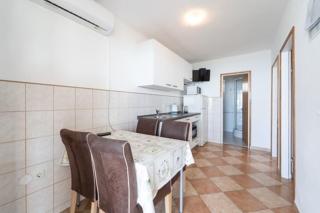 Apartments Edi - 6