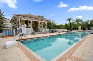Cozy & Elegant 4BR Enchanted Townhouse - 1 Mile to Disney with Resort Pool, Gym, & Jacuzzi - 0