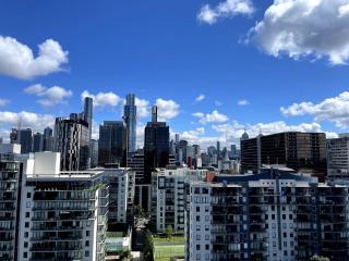 Entire apartment in Melbourne City - 0