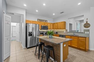 Charming BellaVida 4 Bedrooms - 1