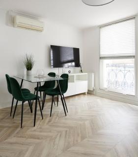 Modern Apartment Charing Cross - Aircon - 5