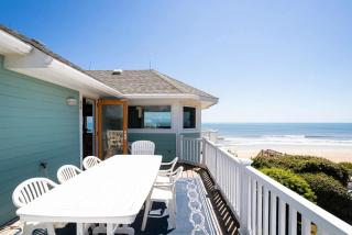 Oceanfront Gem w Pool and Spas GameRm Dune Walkover - 3