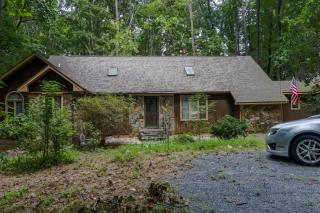 Serene Acre Retreat- in Apex near Raleigh - 9