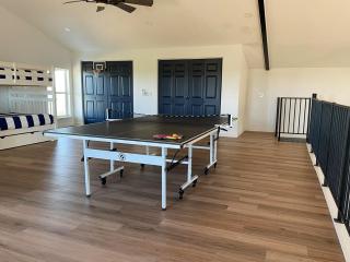 Gorgeous, secluded escape near River with Game room! - 4