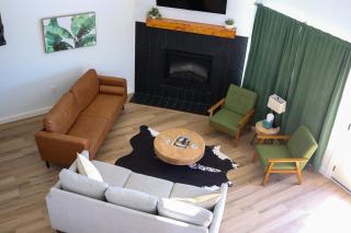 Gorgeous, secluded escape near River with Game room! - 9