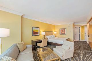 Newly Renovated Exquisite Trump Studio 1712 Great Views - 7