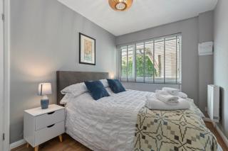 33 Beach Court - Direct Beach Access Sea Views - 6