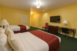 Carlyle Hotel - 3