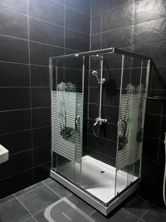 Folio Spaces Luxury 2 bedroom Apartment - 3