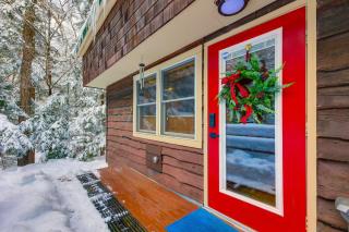 Steps to Lake, 2 Mi to Slopes Cozy Okemo Cabin - 9
